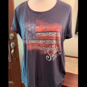 Cute & comfy t-shirt